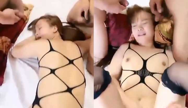 PaliTube - การมีเพศสัมพันธ์กับสุนัขพันธุ์ทางตรงกันข้ามจะมีการมีเพศสัมพันธ์ทางทวารหนักเกิดขึ้น สามอวัยวะเพศทำหน้าที่สลับกัน มีความทนทานและความสุขที่แสดงออกมา