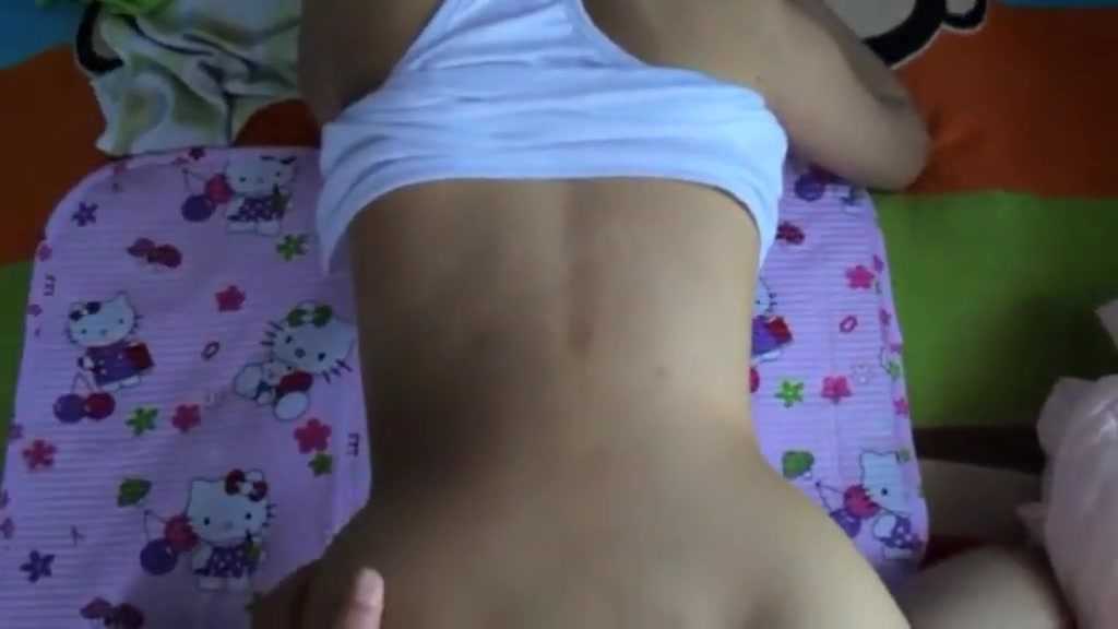 PaliTube - ผัวไปทำงานต่างจังหวัด  เธอเลยเรียกชู้มาเย็ด