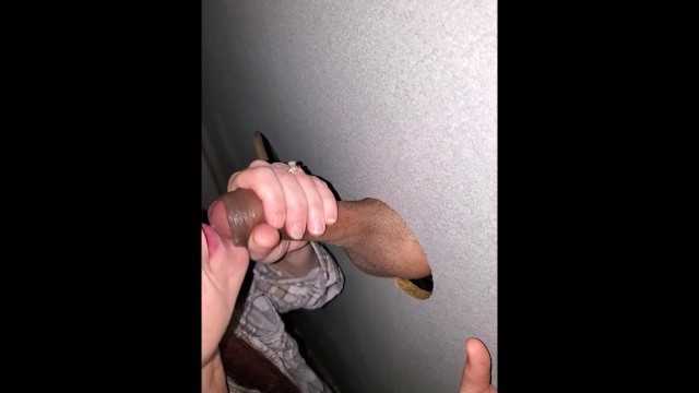 PaliTube - Amatuer Milf Wifes First Time at Gloryhole sucking strangers cocks