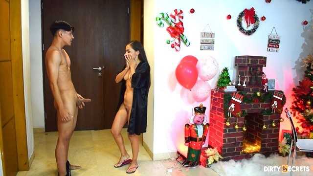 PaliTube - MADRASTRA FOLLA A SU HIJASTRO EN NAVIDAD.