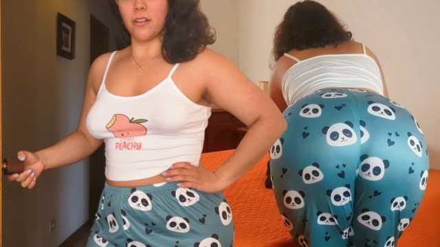 PaliTube - STEPMOM scolds her stepson and asks him for a massage to relieve her stress.