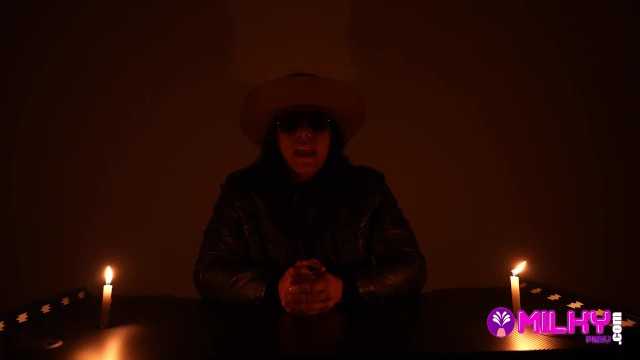 PaliTube - DrozzX ทำการแกะกล่องกับสิ่งของสีชมพูของ Greta Sweet