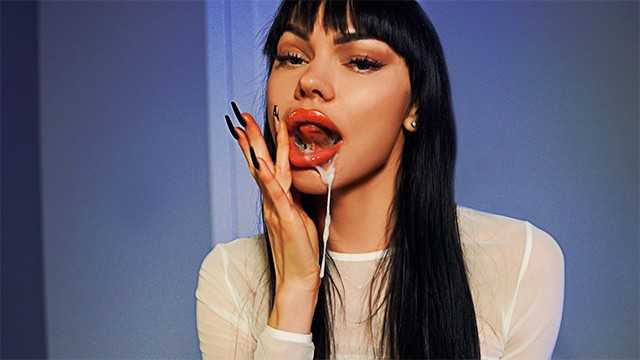 PaliTube - Porn actress sucked off a guy from a dating site