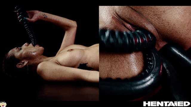 PaliTube - Double Anal Colombian Destroyed by Aliens and filled up