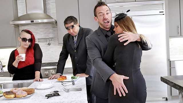 PaliTube - Brooklyn Chase  แม่หม้ายเซ็กซี่ โดนเย็ดดุ