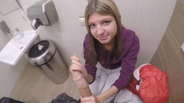 PaliTube - Russian Teen Gina Gerson Fucks In Train For Money