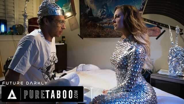 PaliTube - นักทฤษฎีสมคบคิดถูกสแกนด์โปรดโดยมนุษย์ต่างดาวหญิงสาวแซ่บ